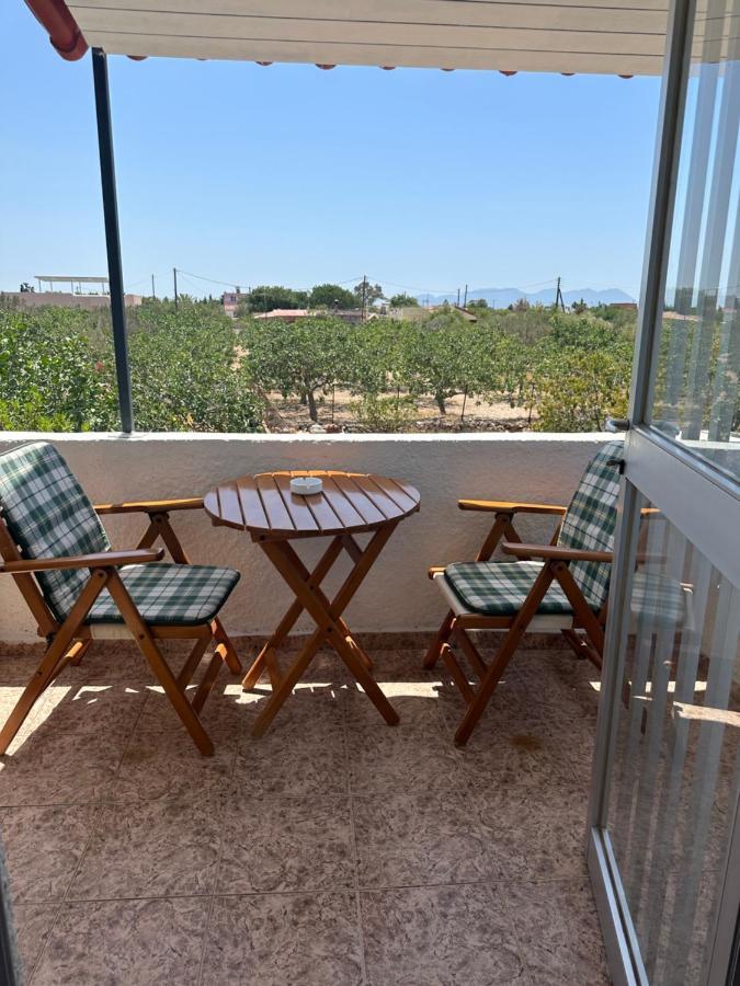 דירות Khloi Solmar Aegina With Private Pool - Jacuzzi מראה חיצוני תמונה