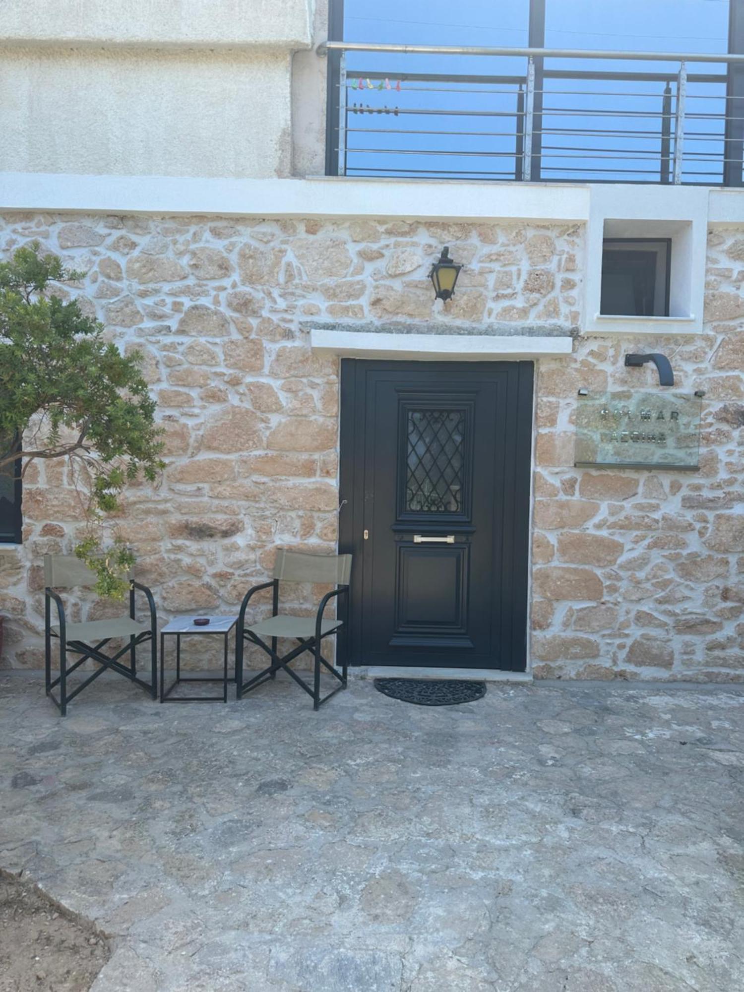 דירות Khloi Solmar Aegina With Private Pool - Jacuzzi מראה חיצוני תמונה
