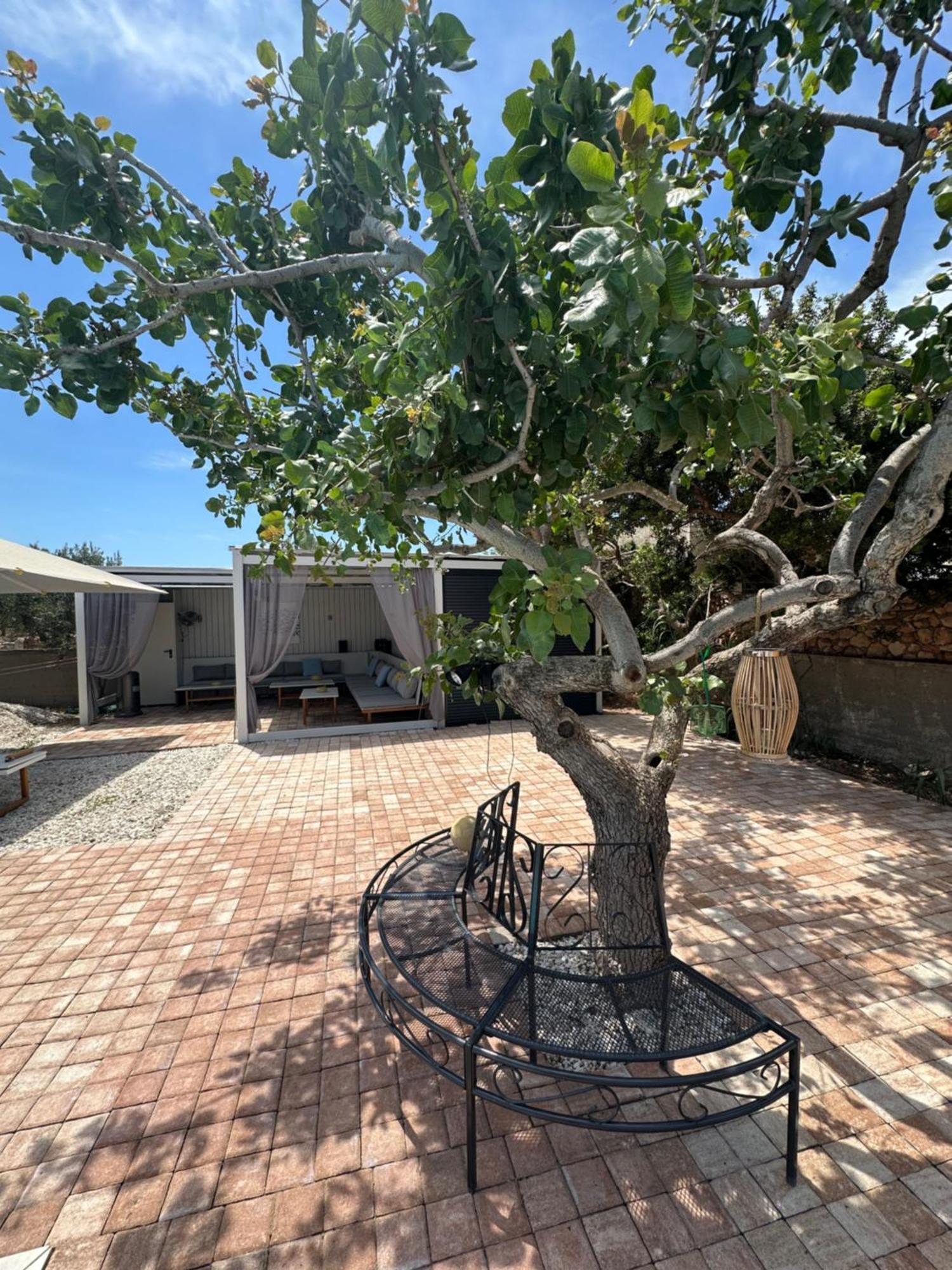 דירות Khloi Solmar Aegina With Private Pool - Jacuzzi מראה חיצוני תמונה