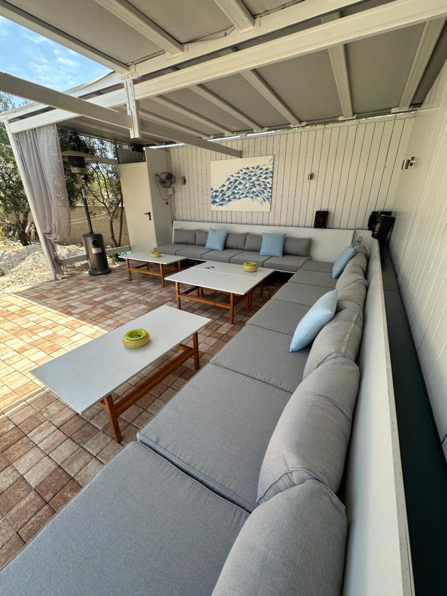 דירות Khloi Solmar Aegina With Private Pool - Jacuzzi מראה חיצוני תמונה